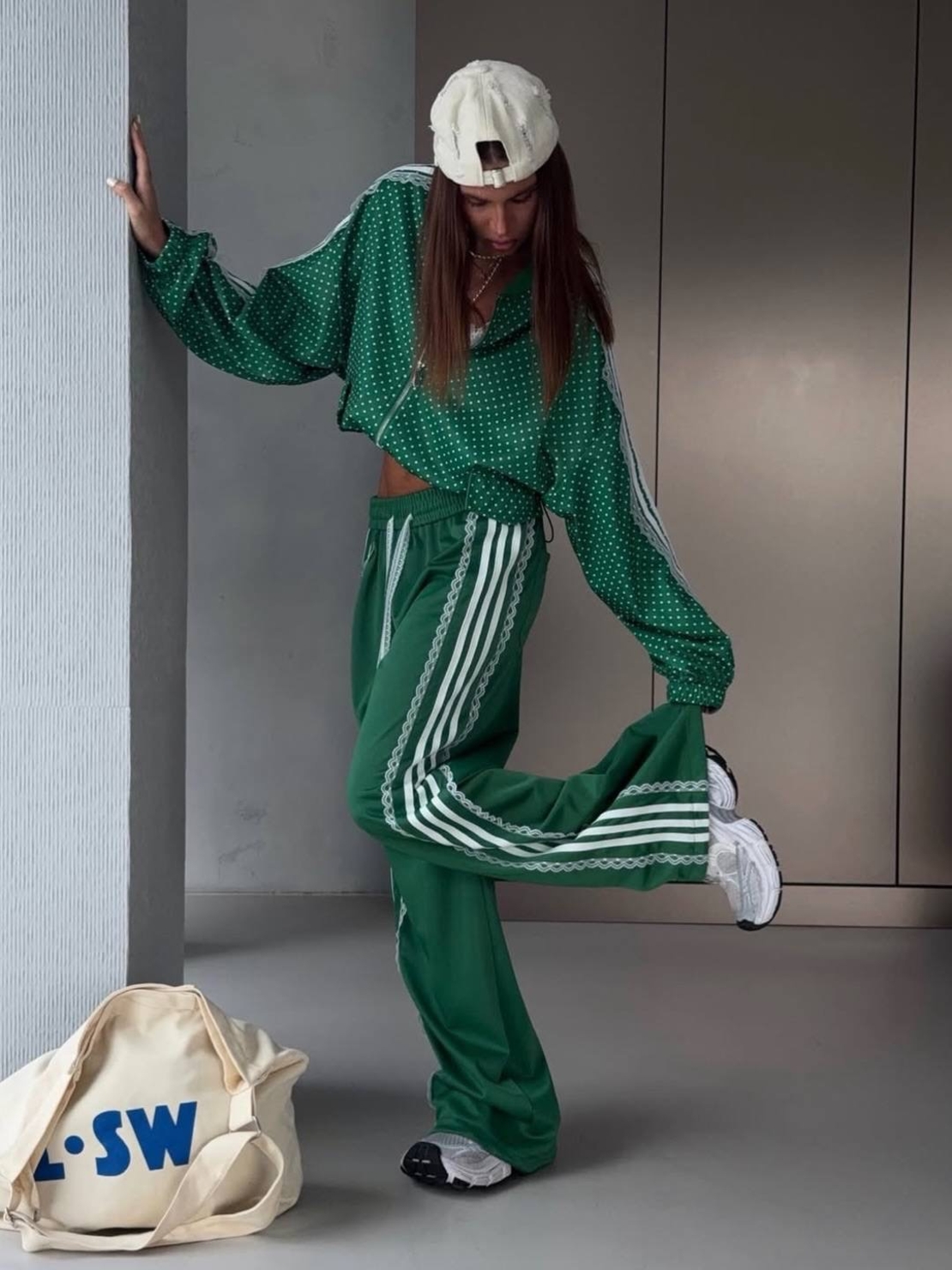 “ Bella “ green - спортен екип  с дантела