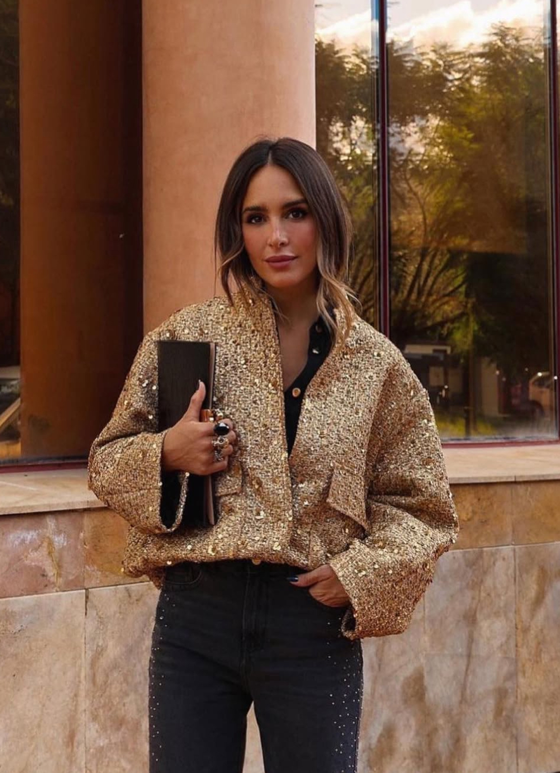 Златен бомбър/яке с пайети