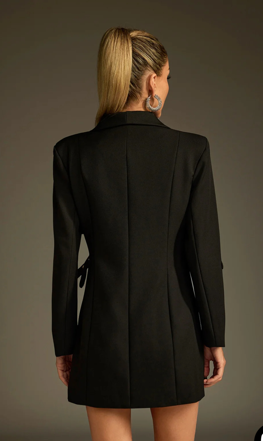 Blazer “Power Line” Black – с 3 колана и изваяни рамене