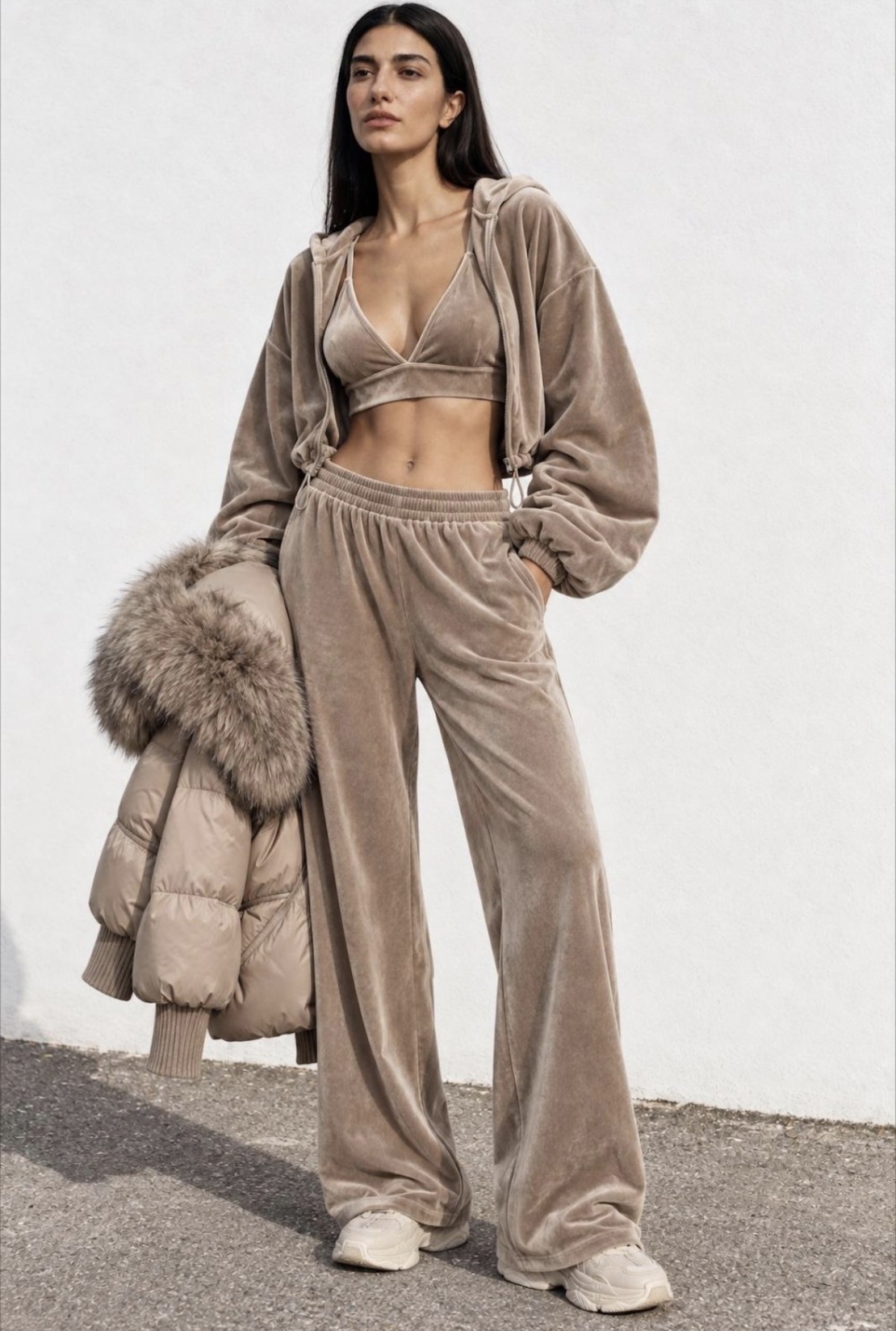 “ Velvet Glow Set “ beige - Велурен спортен екип 3 части