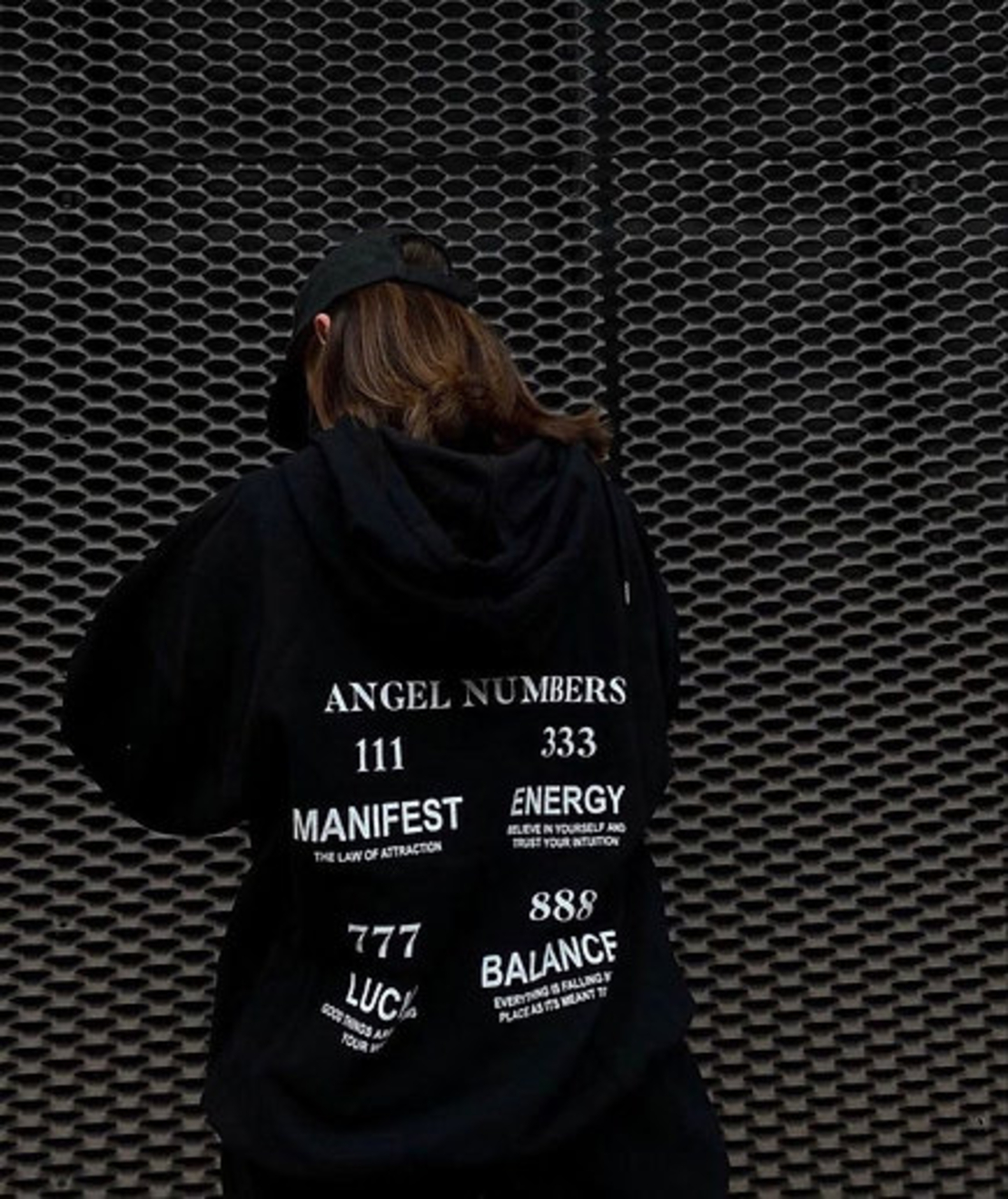 “Angel Numbers”/1 суичър