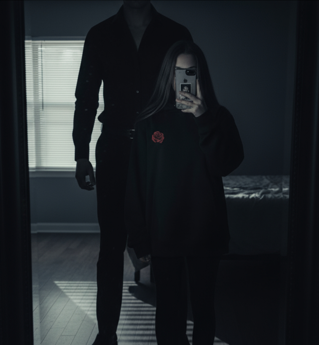 “Hunting Adeline” суичър