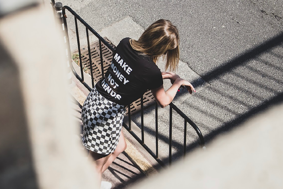 “Make money not friends ” тениска