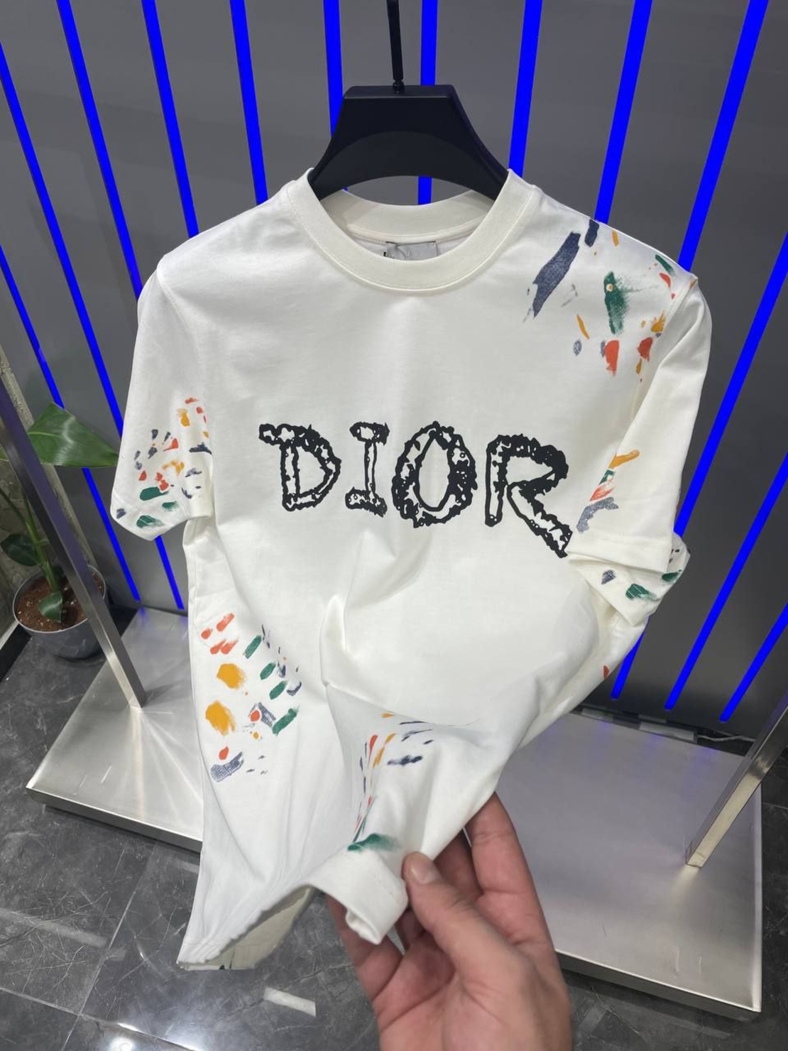 Тениска DR