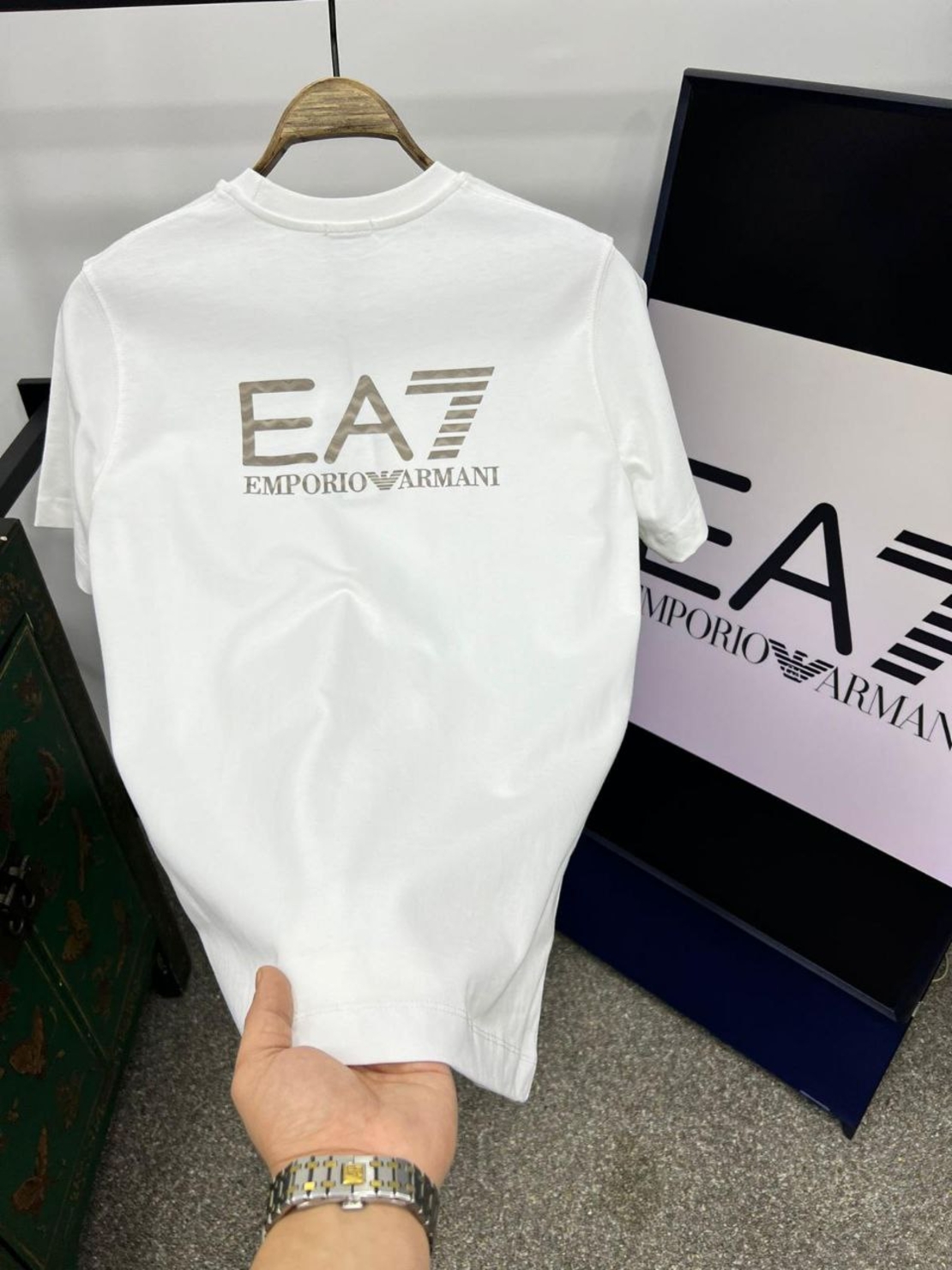 Тениска EA
