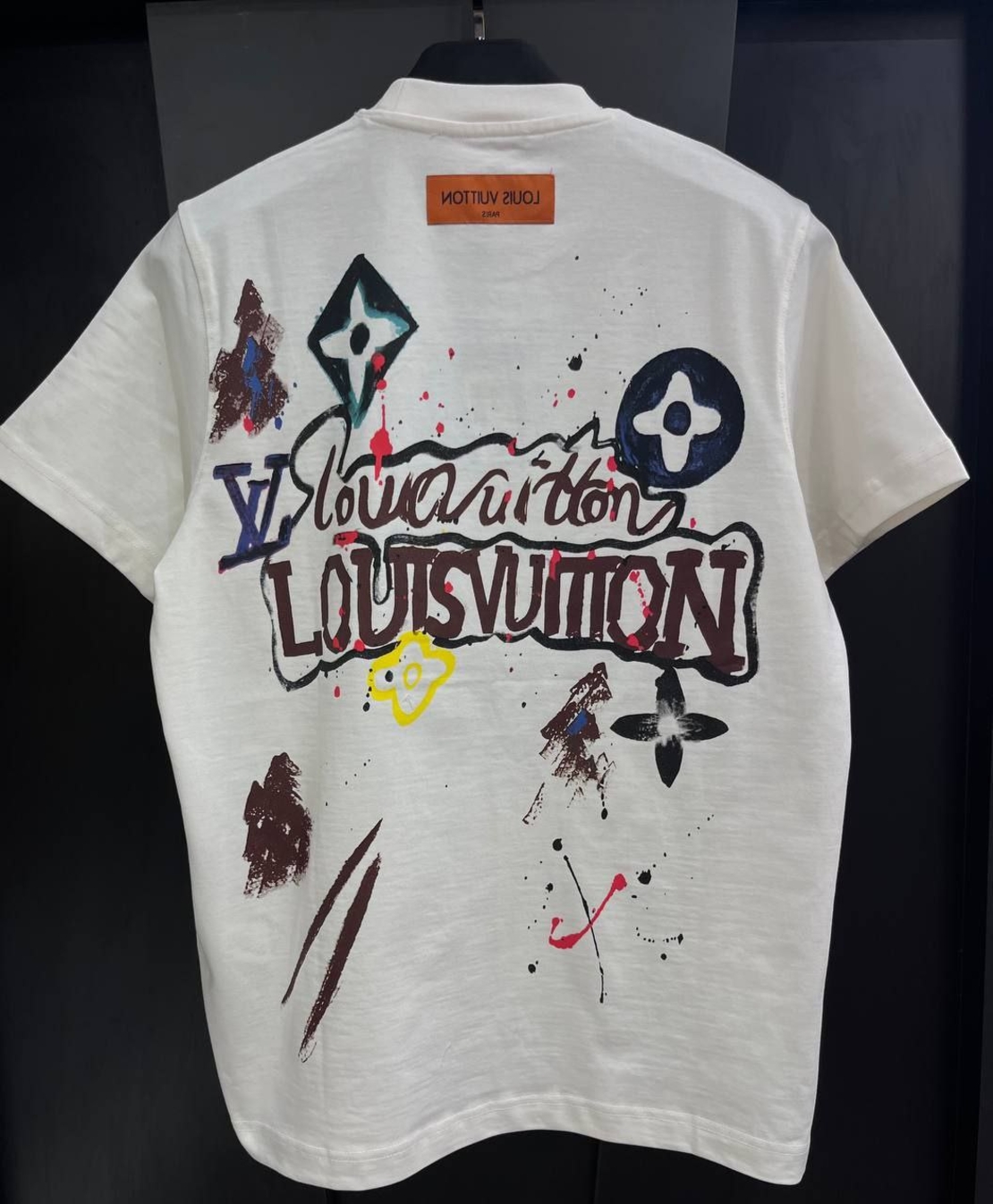 Тениска LV