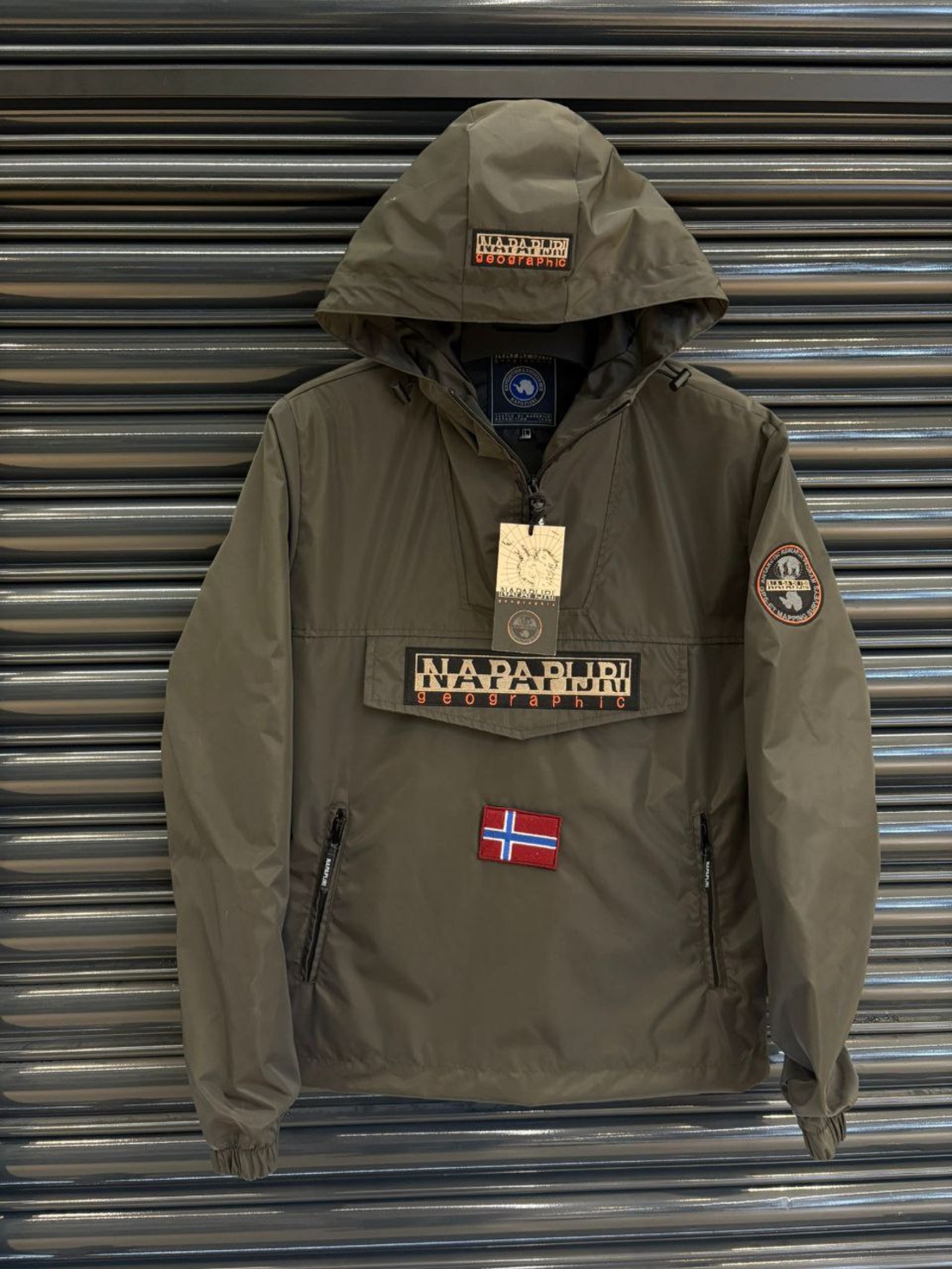 Ветровка NAP