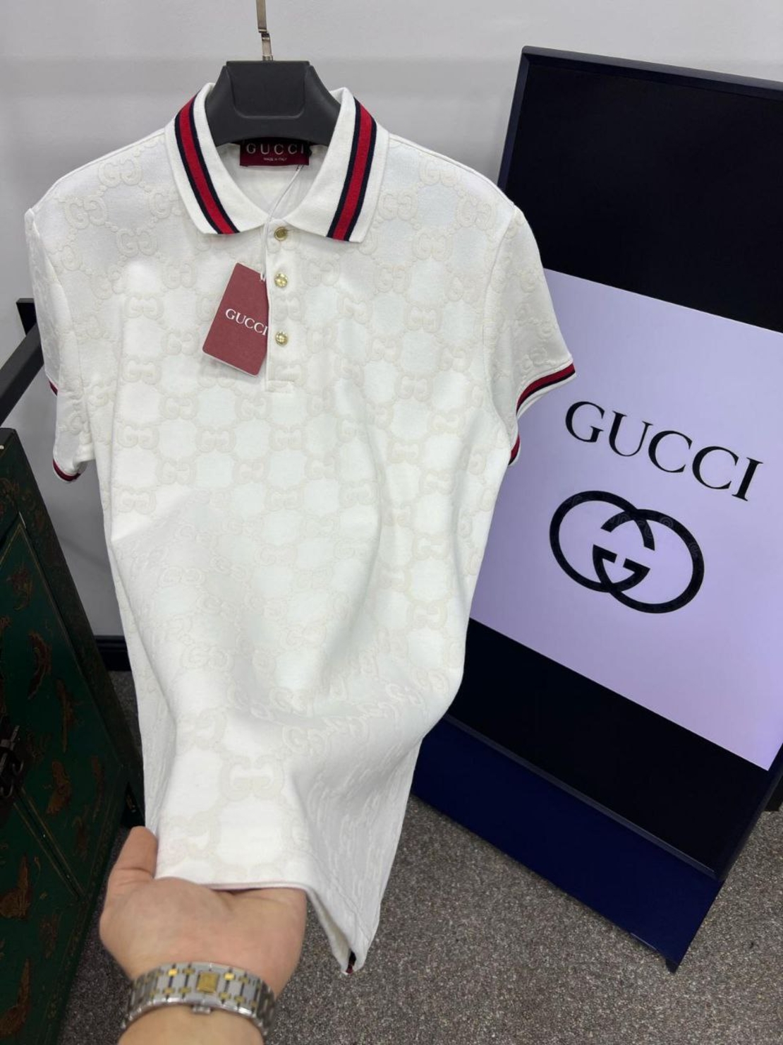 Тениска с яка GC
