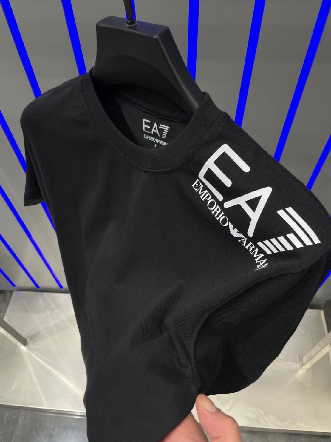 Тениска EA