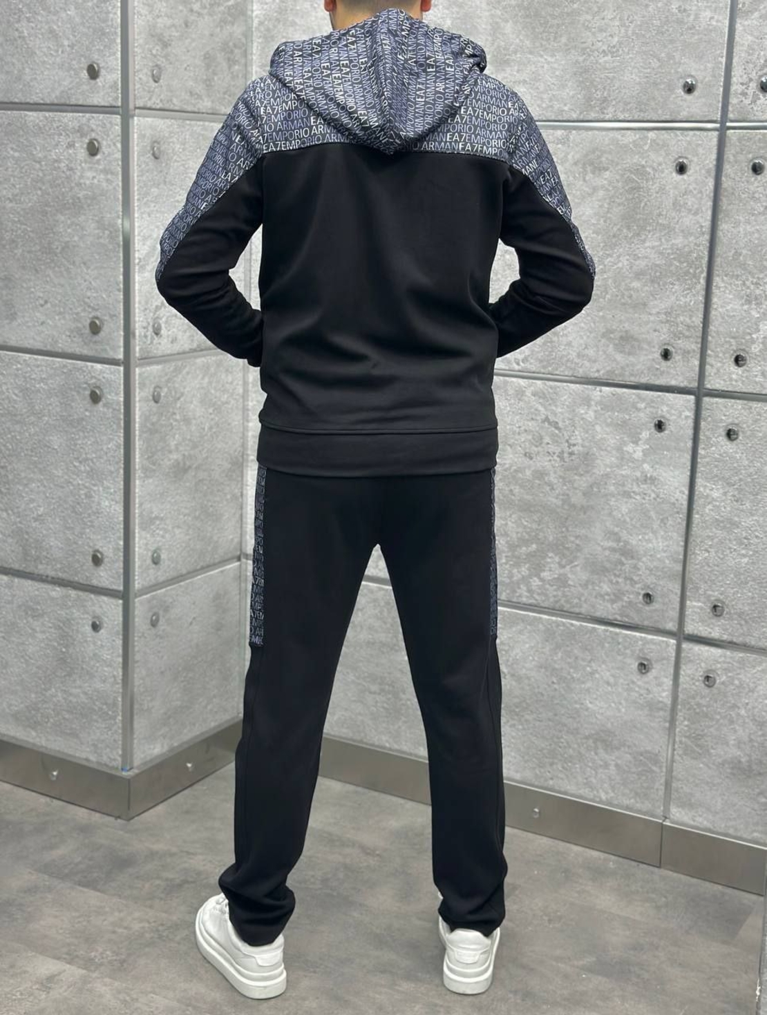 Комплект EA7