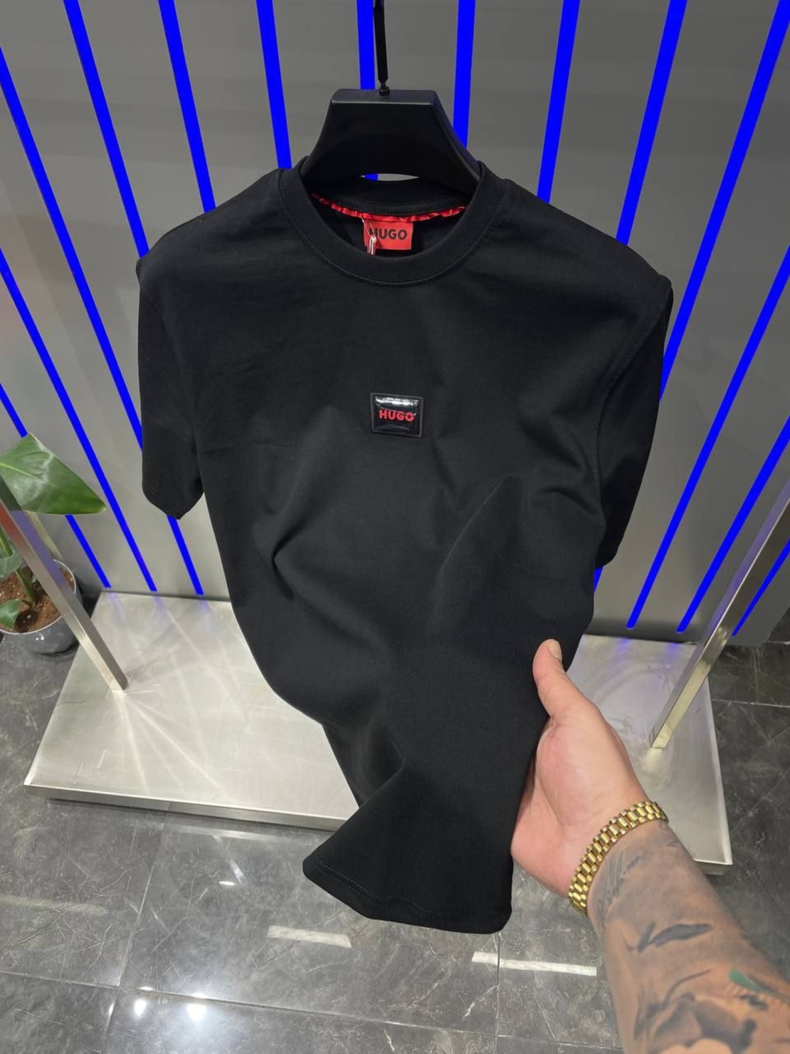 Тениска HB