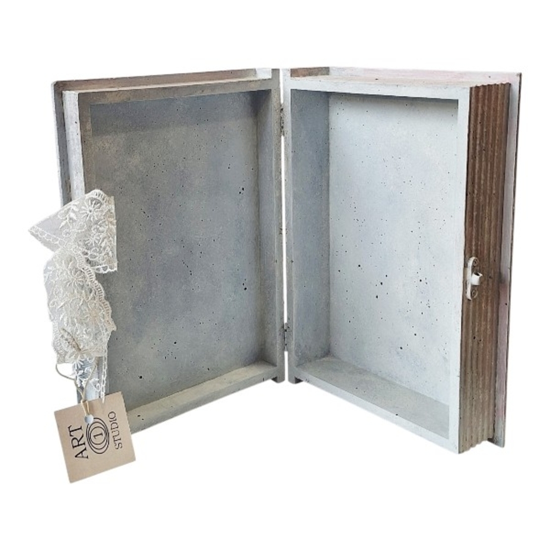 Кутия/книга 