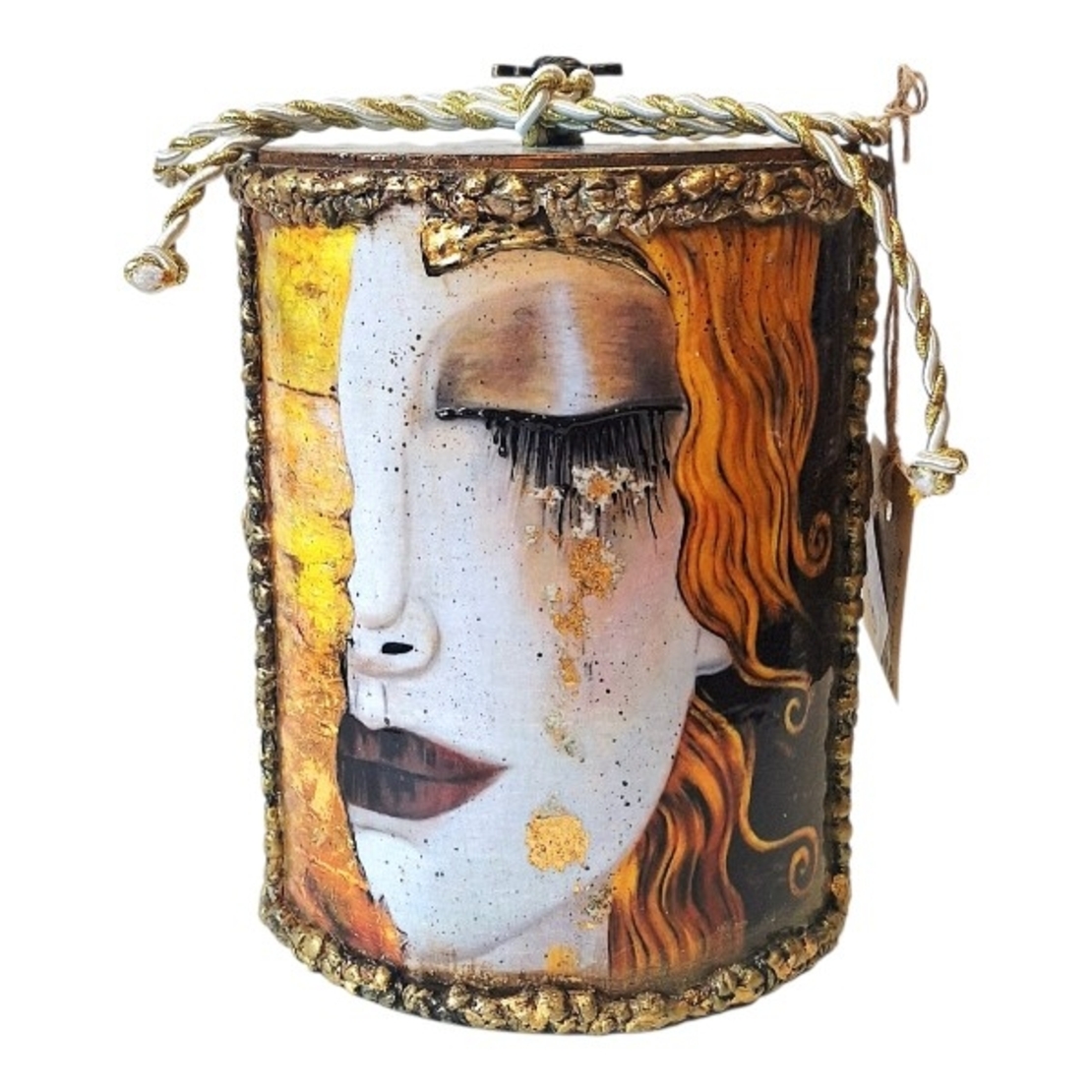 ГОЛЯМА МЕТАЛНА КУТИЯ