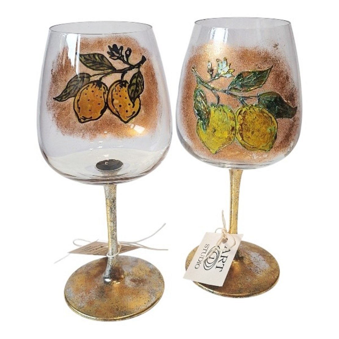 ЧАШИ ЗА ВИНО С ЛИМОНИ