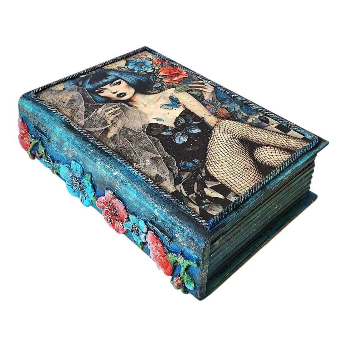 ГОЛЯМА КУТИЯ/КНИГА