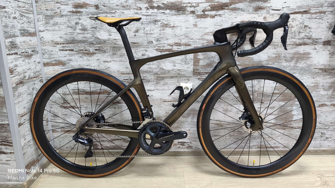 Scott Foil 10 Disc Ultegra Di2 Syncros Carbon | S