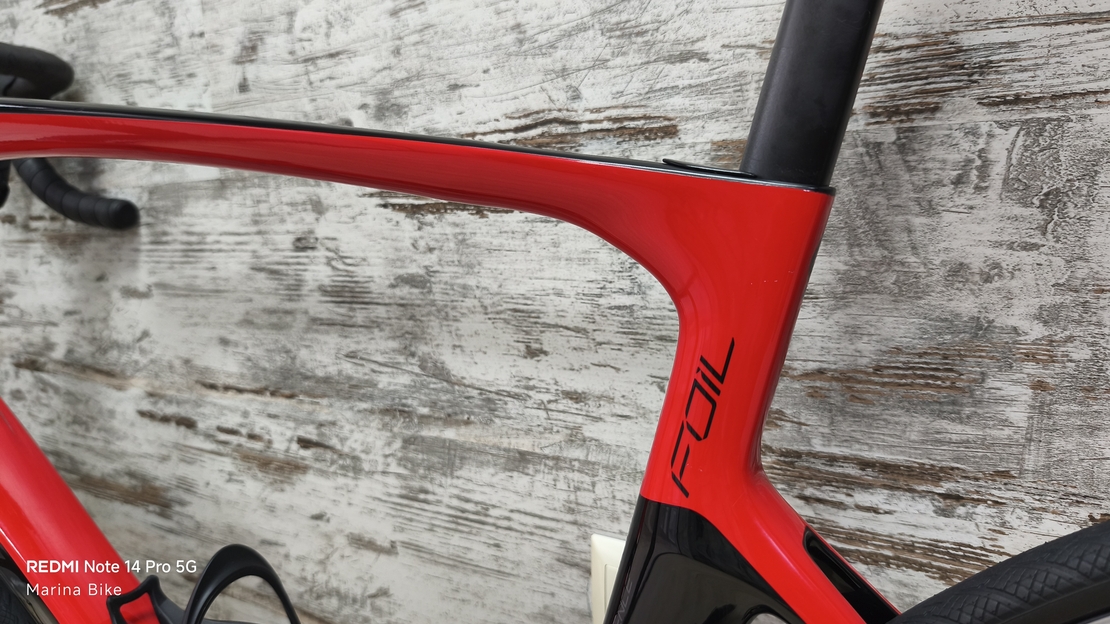 Scott Foil 30 105 R7000 Shimano/Syncros | L