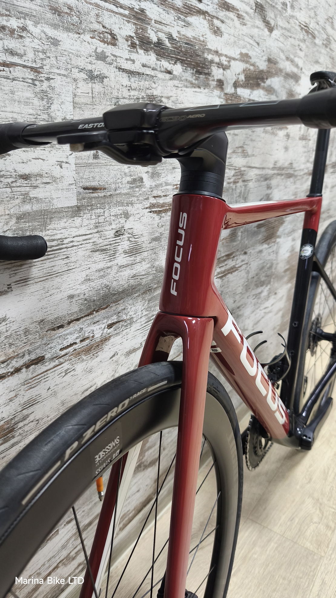 Focus Izalco Max Ultegra Di2 Disc DT Swiss ARC 1450 DiCut | 56