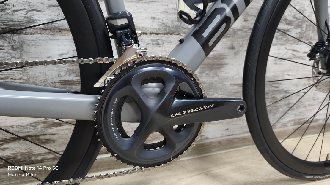 BMC Teammachine SLR01 Four Disc Ultegra Di2 CRD351  | 47