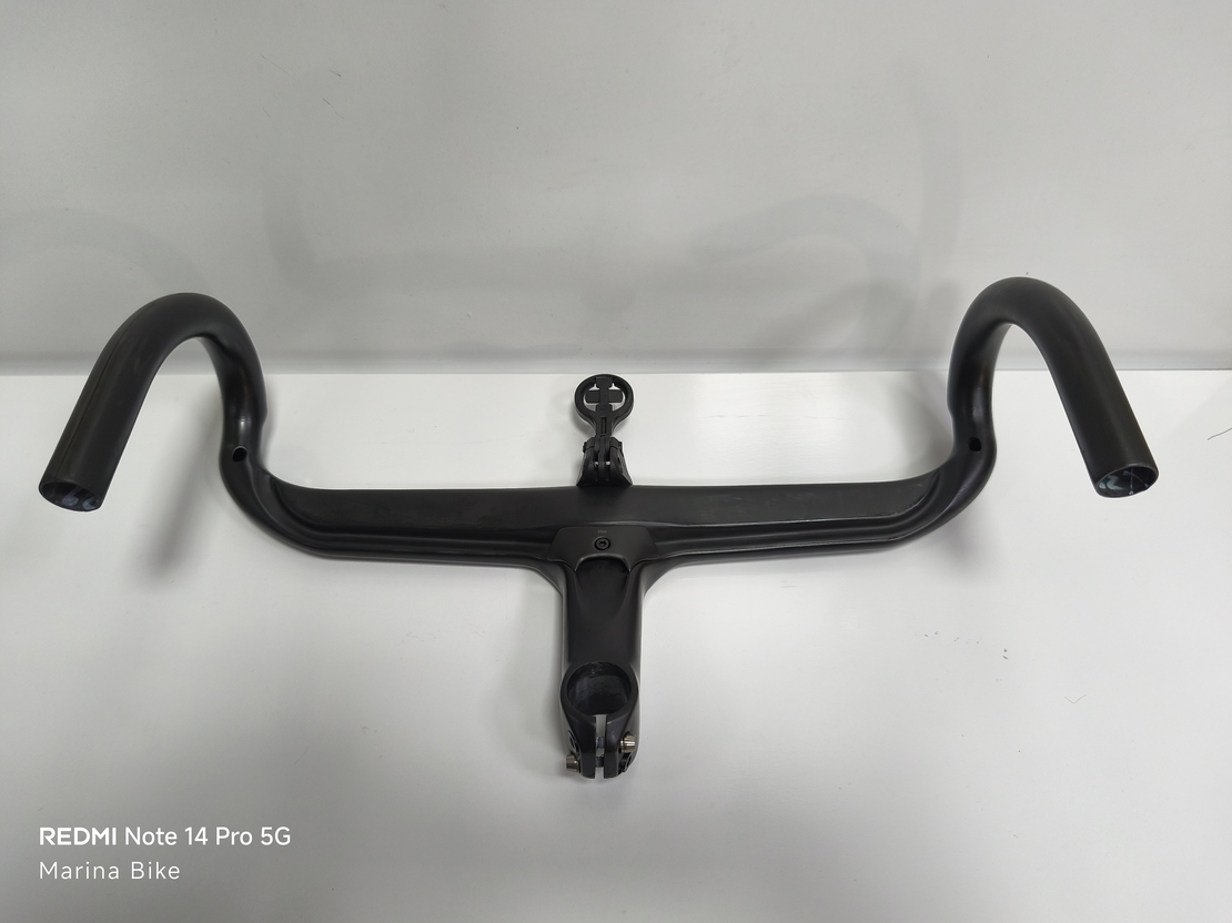 Интегрирано карбоново кормило Bontrager Aeolus RSL VR-C | 110x42