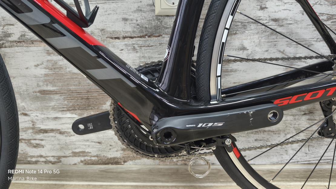 Scott Foil 30 105 R7000 Shimano/Syncros | L