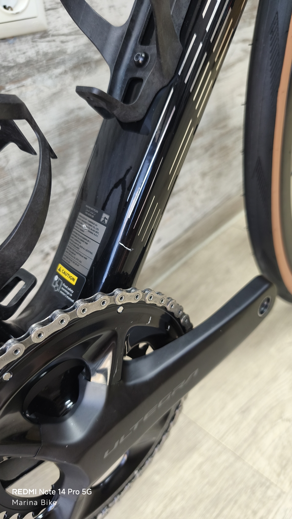 Giant Defy Pro 1 Disc 105 Di2/Ultegra Aeolus Pro 37 Tubeless | S
