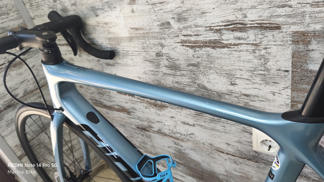 Giant TCR Pro 1 Disc Shimano 105 Di2 DT Swiss R470 | M