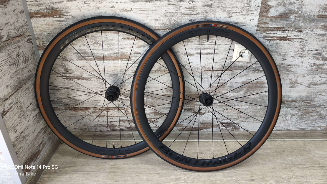 Карбонови капли Bontrager Aeolus Elite 35 TLR Disc R3 Tubeless | HG