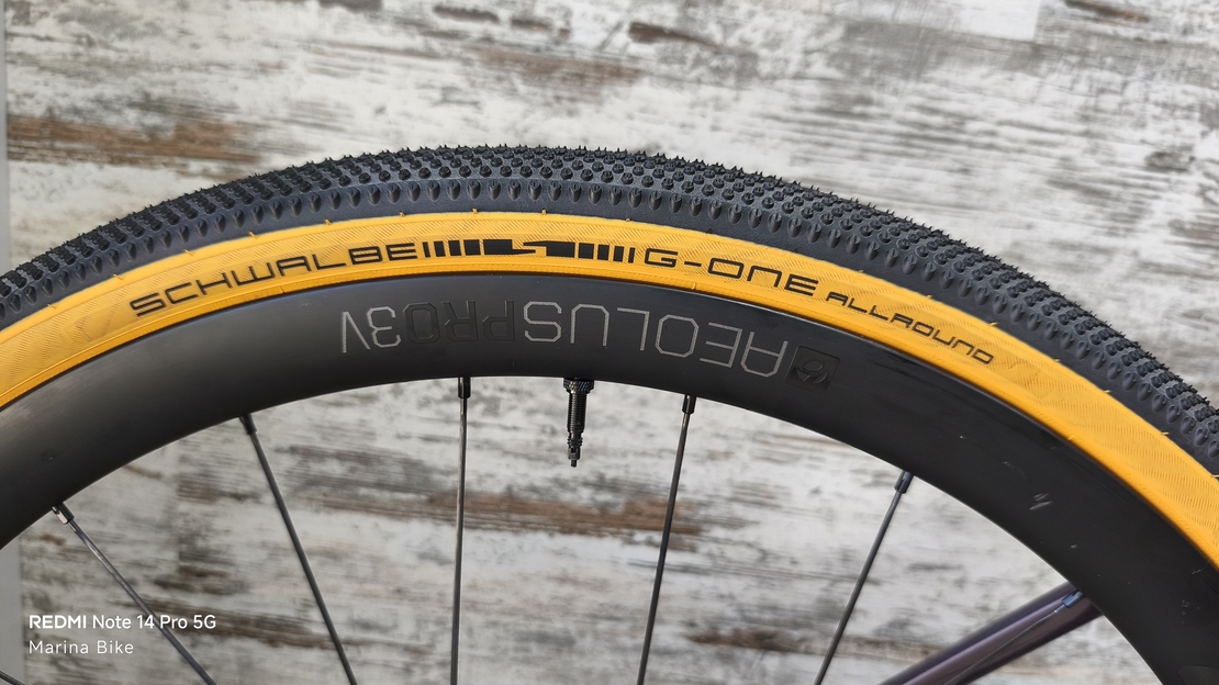 Scott Addict 20 Gravel Disc SRAM Force AXS XPLR Aeolus 3V | S