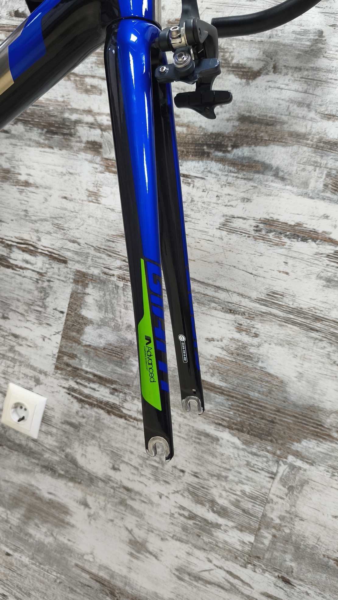 Карбонова рамка Giant TCR Rim | M