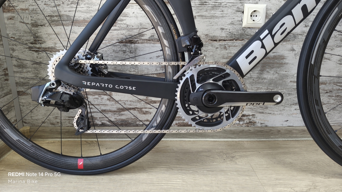 Bianchi Oltre RC Disc SRAM Red AXS Quarq Powermeter Speed 40T Carbon | 57