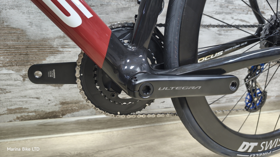Focus Izalco Max Ultegra Di2 Disc DT Swiss ARC 1450 DiCut | 56