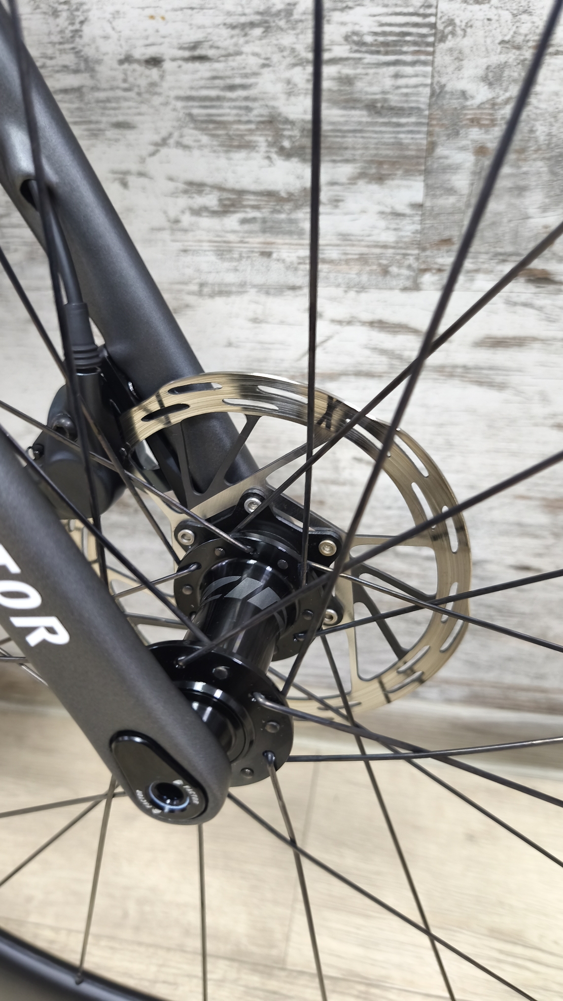 Factor LS Gravel SRAM Force/Rival AXS CeramicSpeed Zipp 303S Tubeless | 49