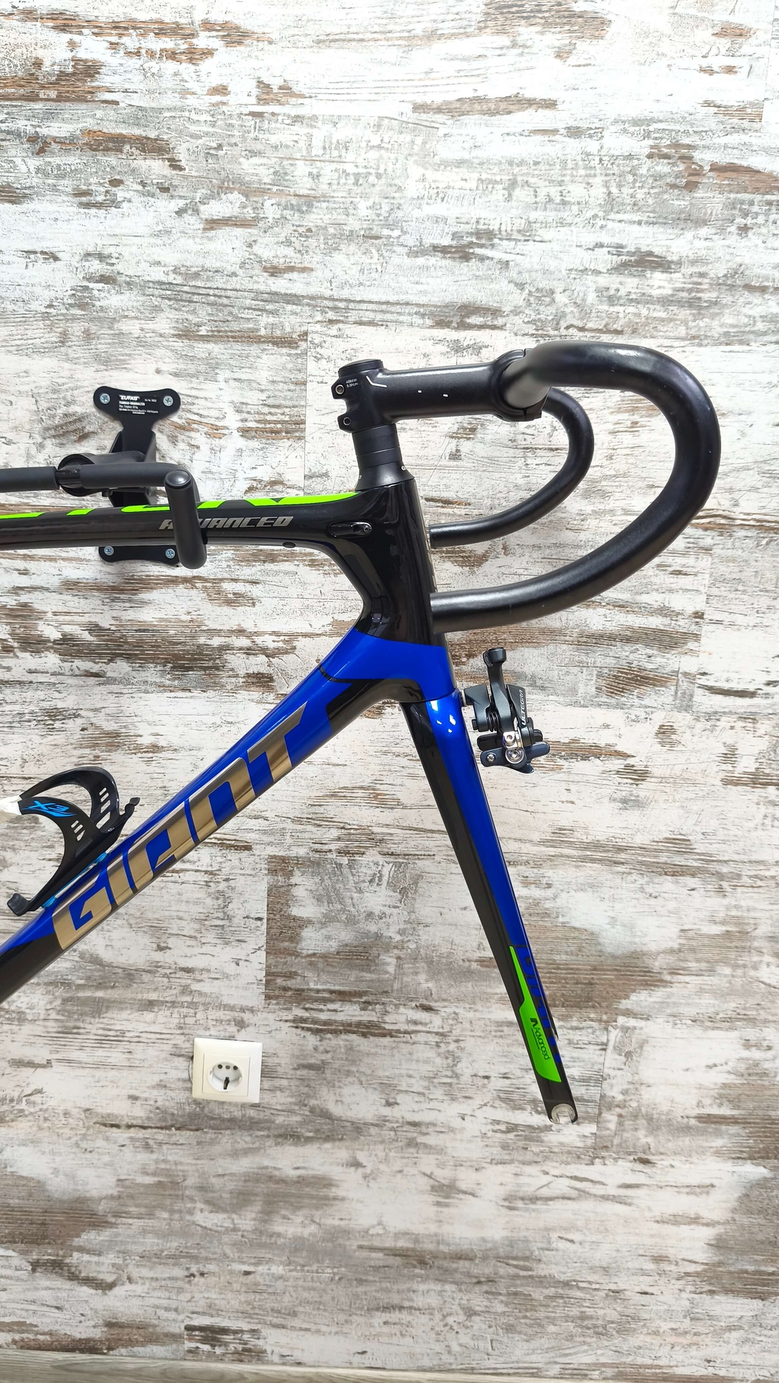 Карбонова рамка Giant TCR Rim | M