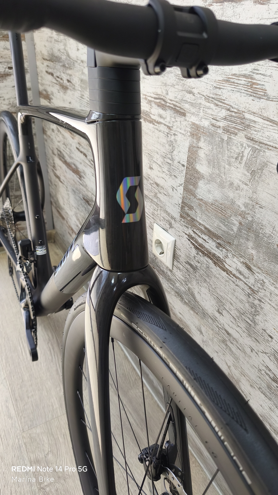 DEMO Scott Addict RC30 105 Di2 Syncros Capital 1.0 | L