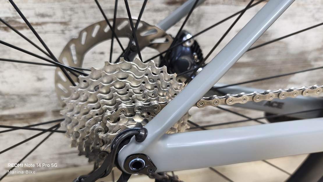 BMC Teammachine SLR01 Four Disc Ultegra Di2 CRD351  | 47