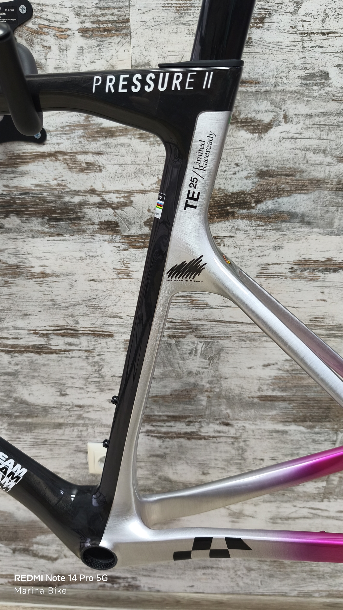 Карбонова рамка Cinelli Pressure II Team Colpack Disc | L