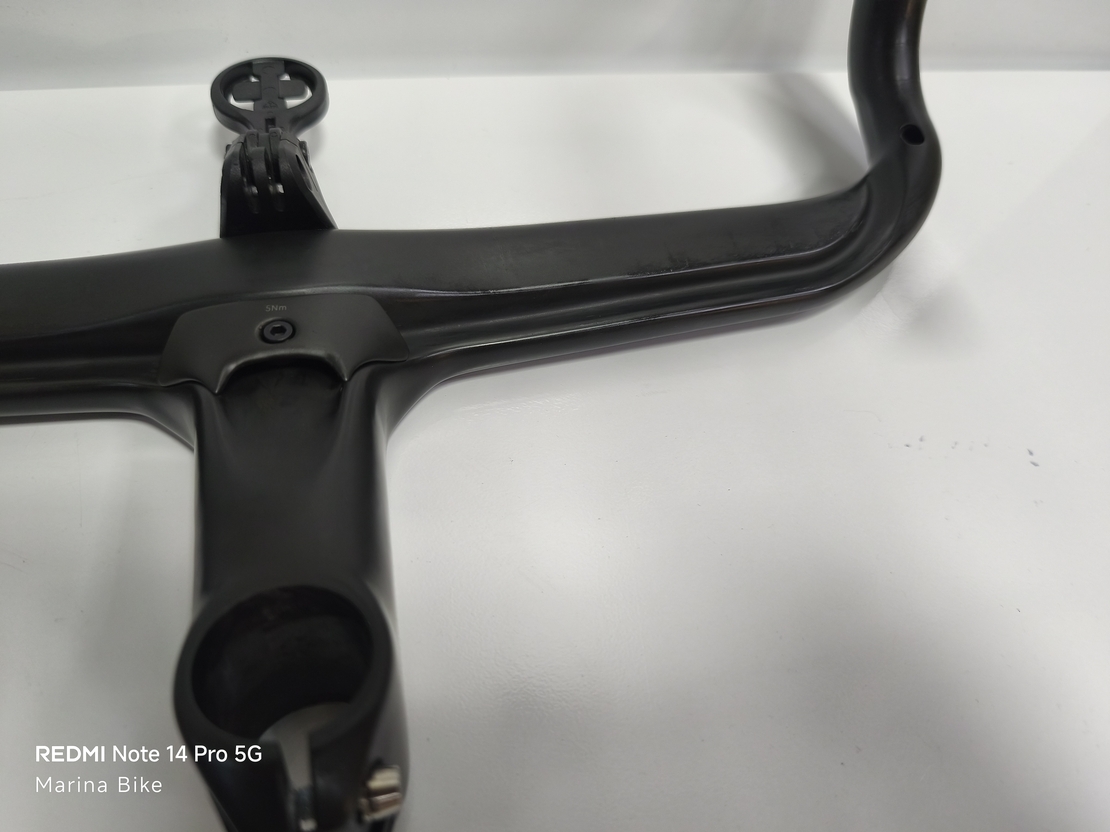 Интегрирано карбоново кормило Bontrager Aeolus RSL VR-C | 110x42