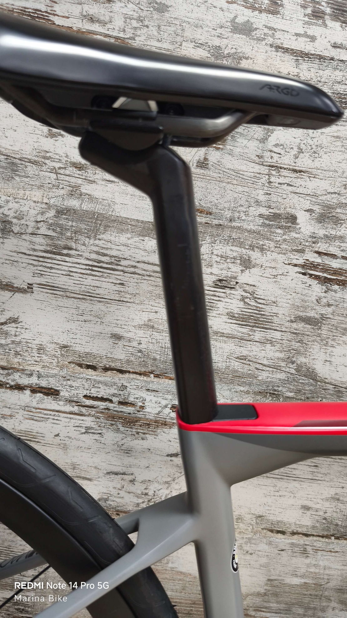 BMC Teammachine SLR01 Four Disc Ultegra Di2 CRD351  | 47