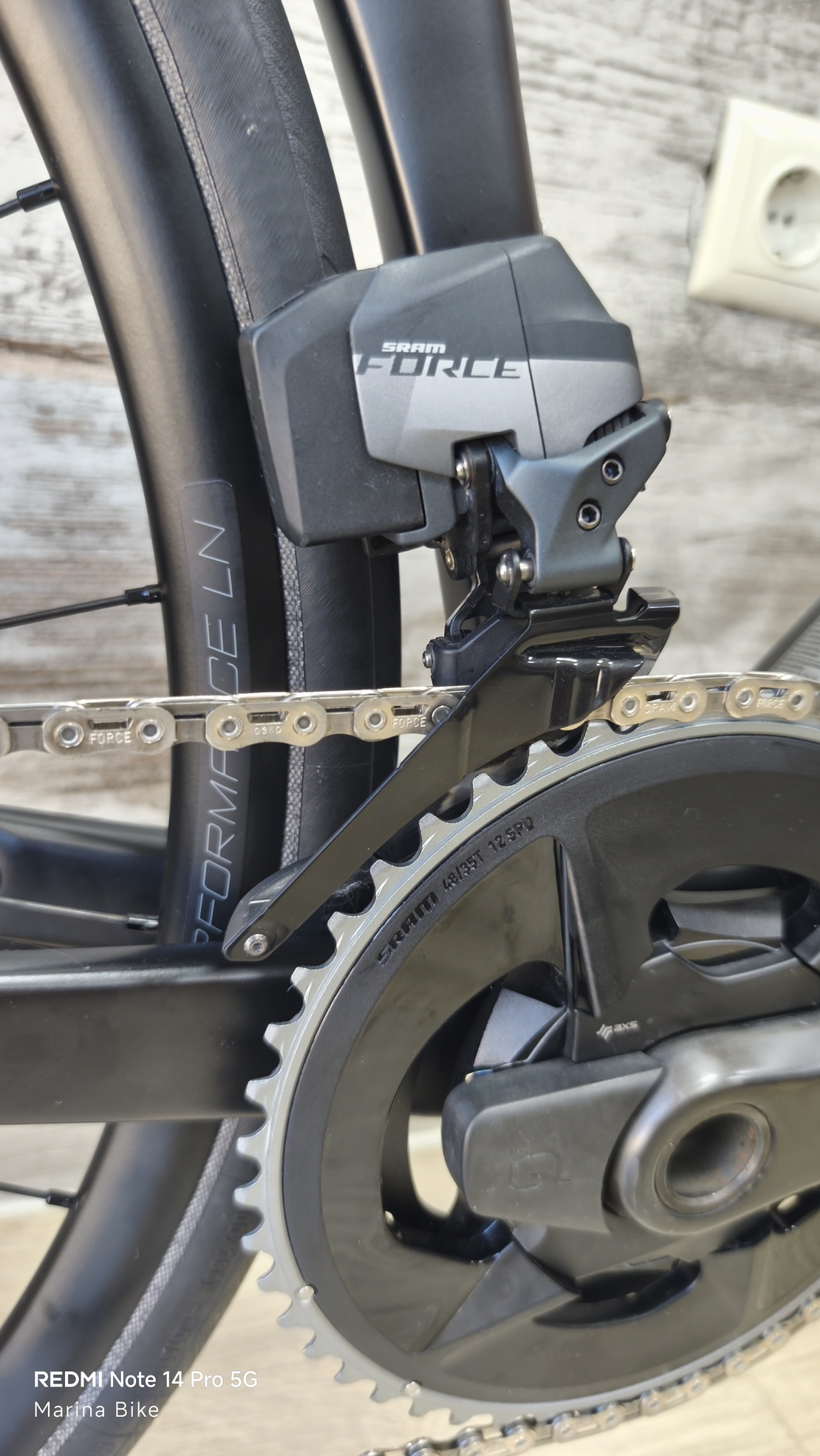 Giant TCR Pro 0 SRAM Force AXS D1 Powermeter DT Swiss Performance | M