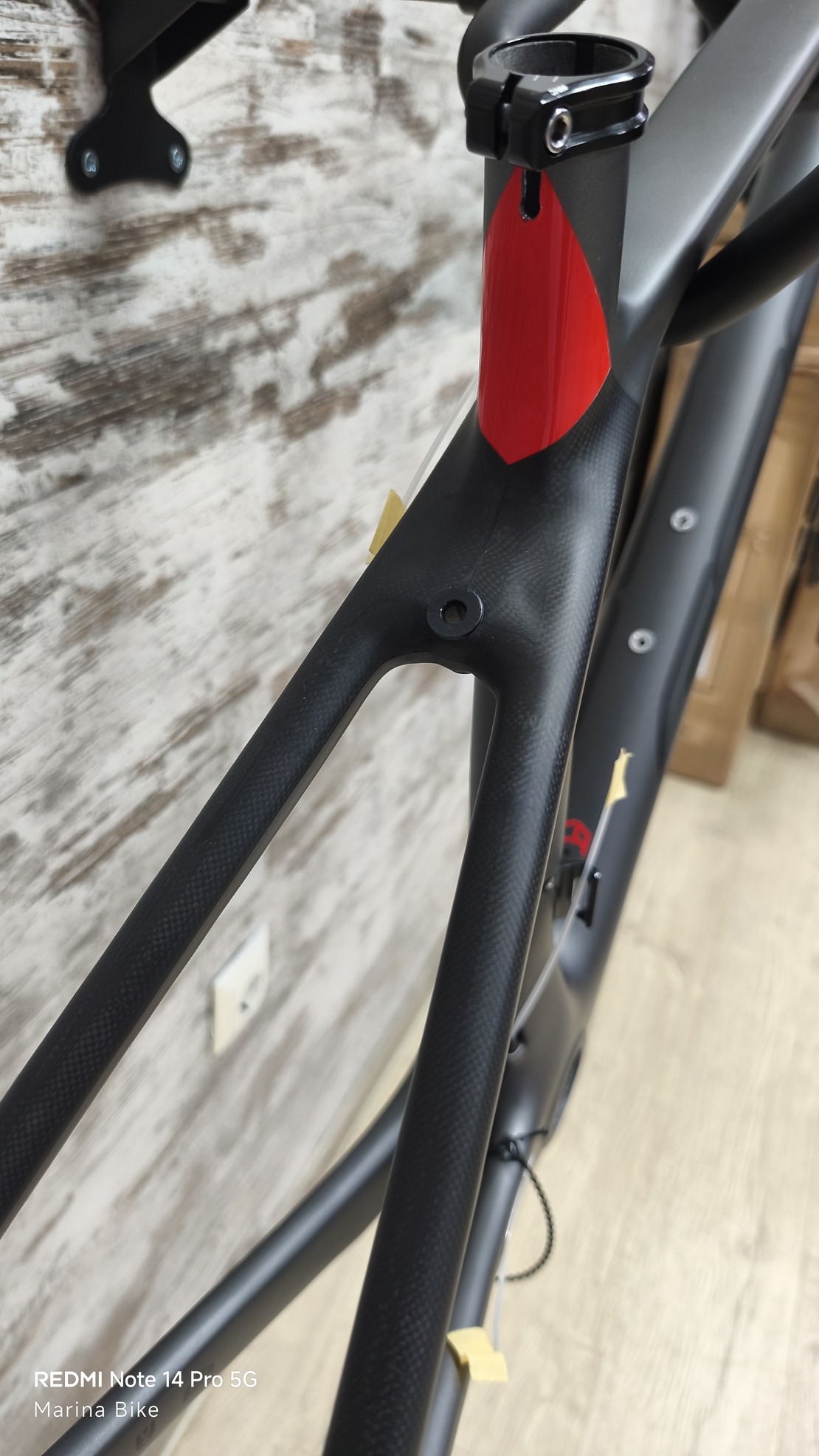 Карбонова рамка FELT ZW2 Rim с дефект на боята | 43