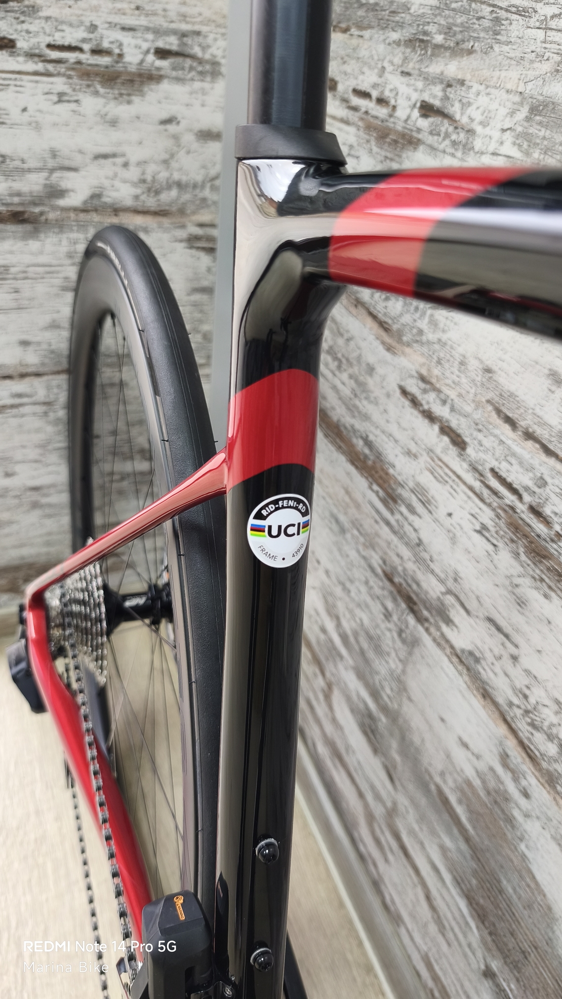 Ridley Fenix SLiC Disc Shimano 105 DI2 Novatec Tubeless | M