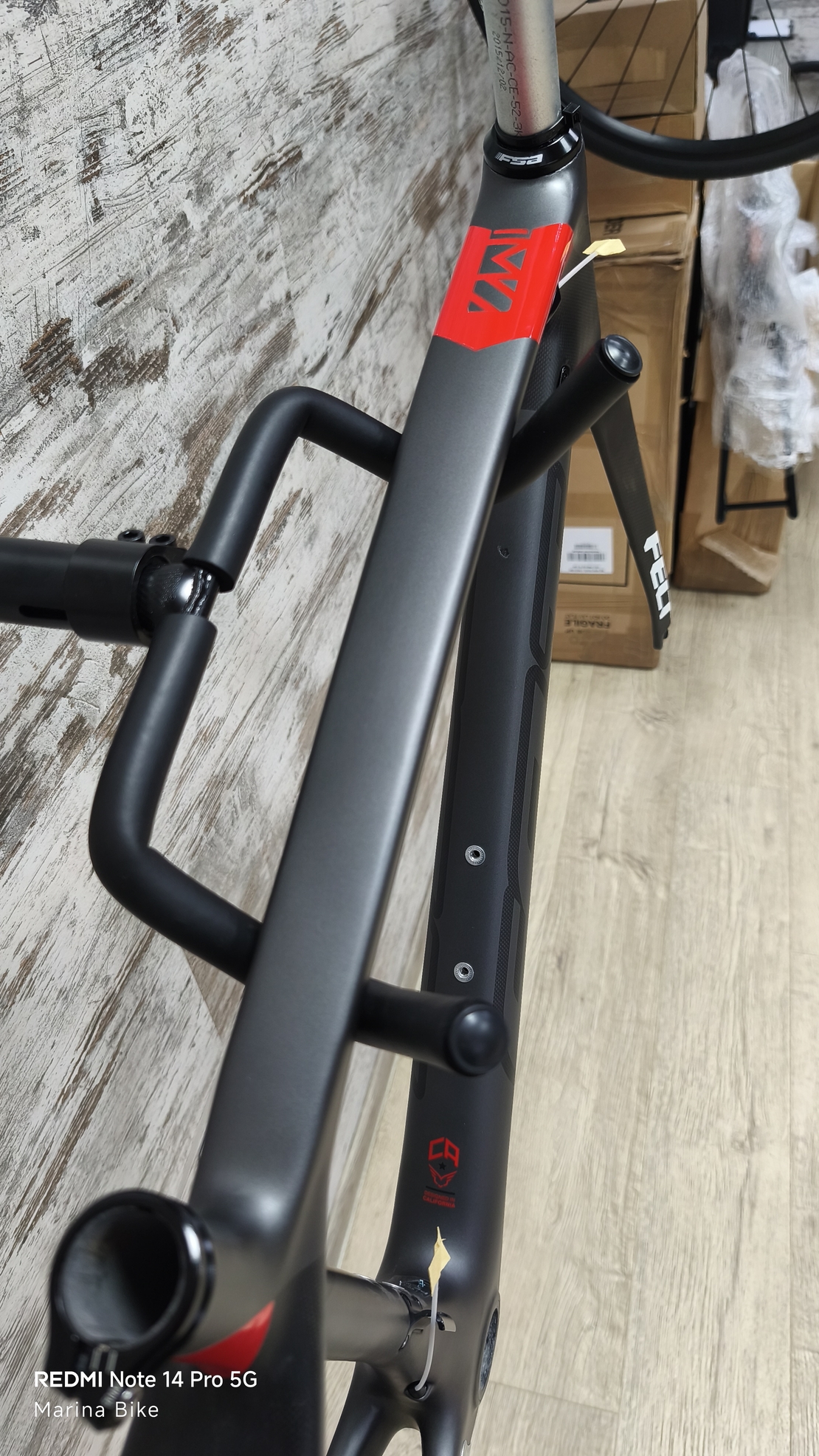 Карбонова рамка FELT ZW2 Rim с дефект на боята | 43