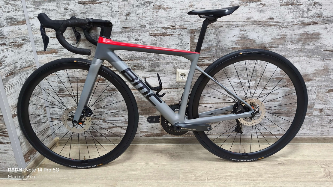 BMC Teammachine SLR01 Four Disc Ultegra Di2 CRD351  | 47