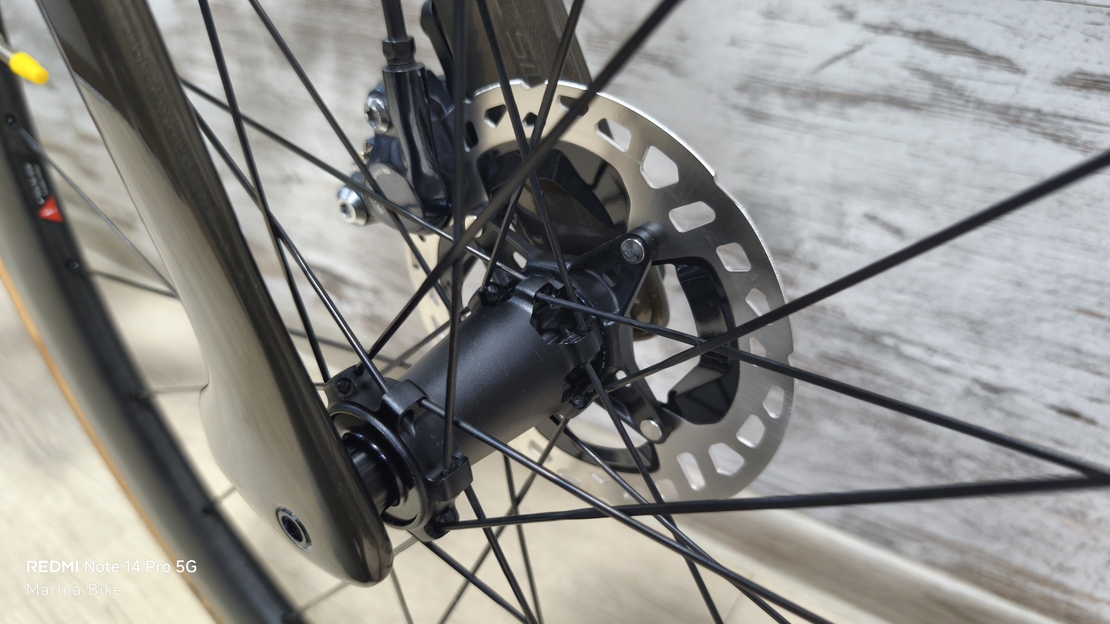 Scott Foil 10 Disc Ultegra Di2 Syncros Carbon | S