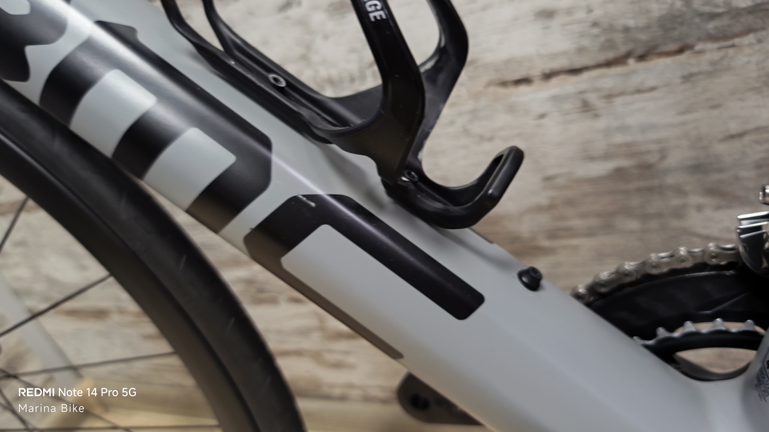 BMC Teammachine SLR01 Four Disc Ultegra Di2 CRD351  | 47