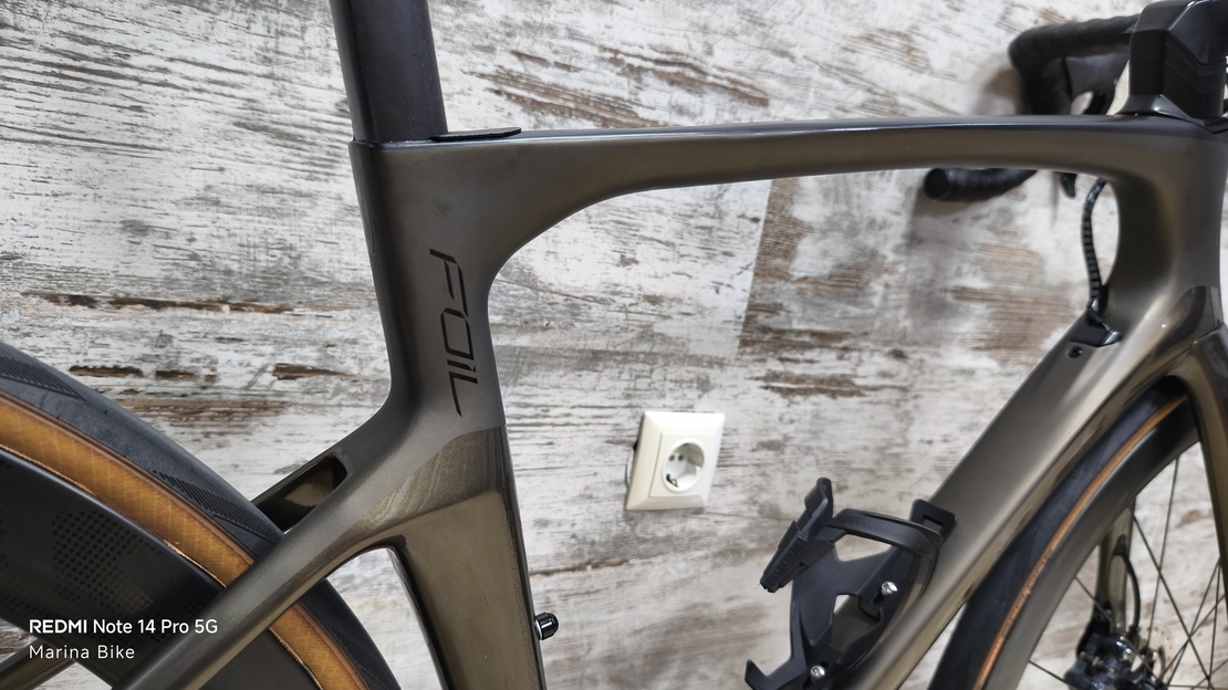 Scott Foil 10 Disc Ultegra Di2 Syncros Carbon | S