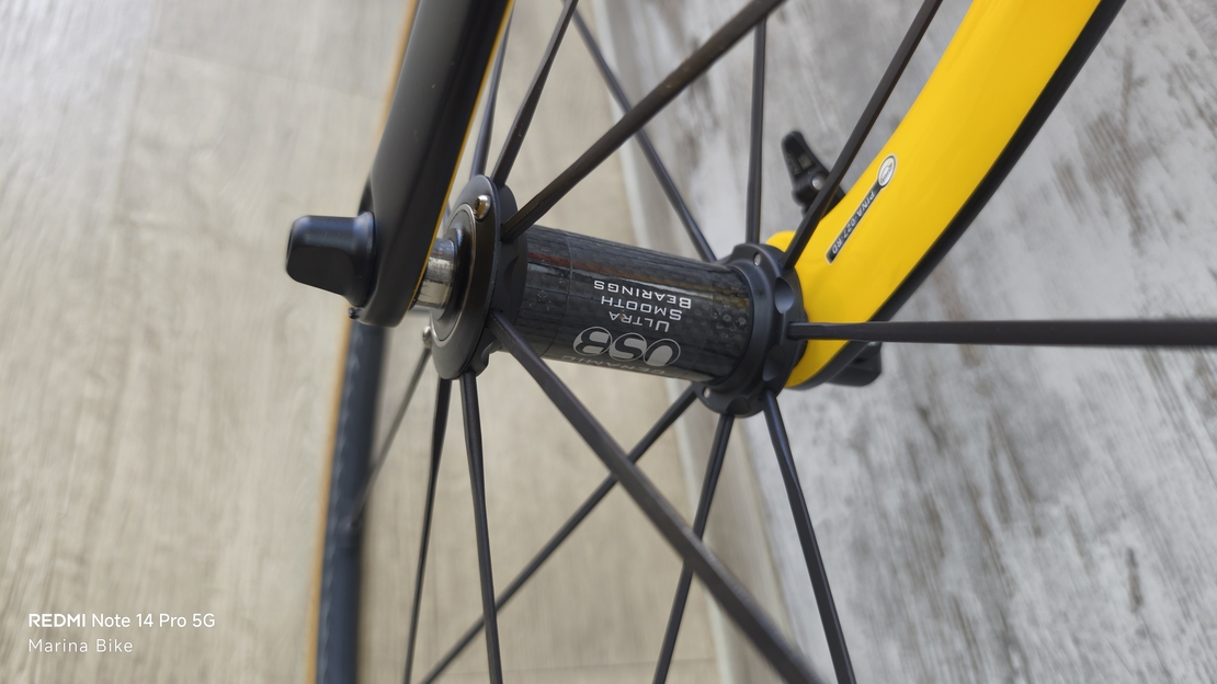 Pinarello Prince FX Ultegra R8000 Fulcrum Zero Nite Ceramic Rim | 53