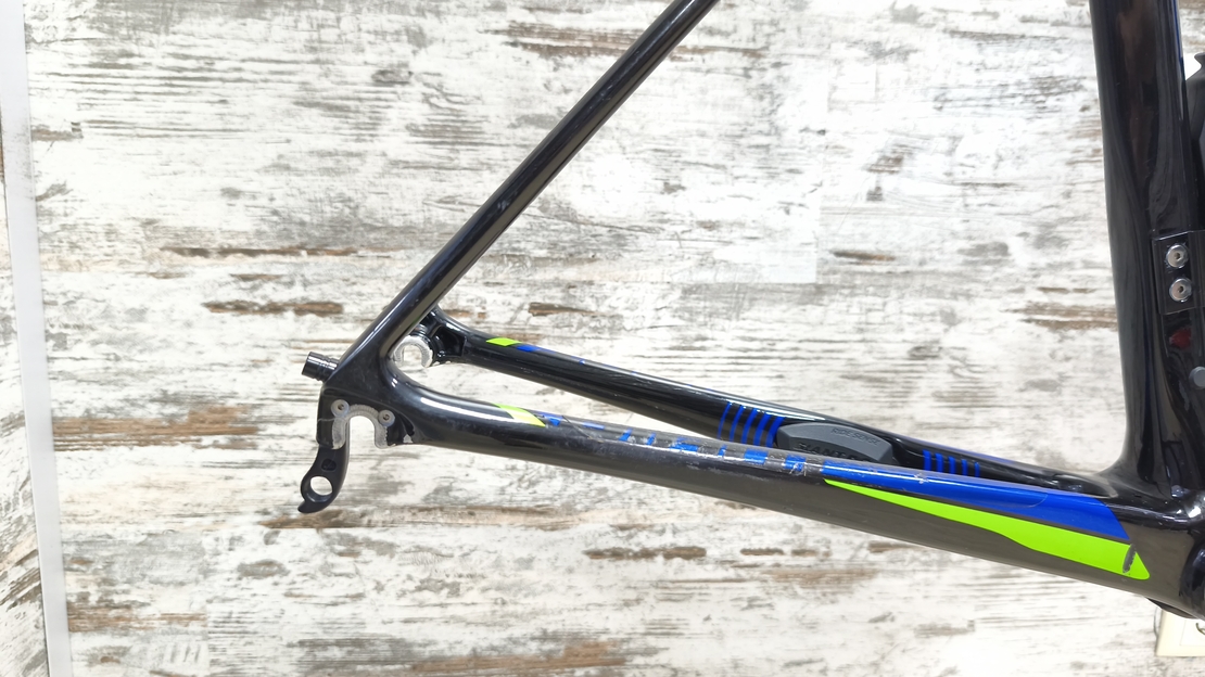 Карбонова рамка Giant TCR Rim | M
