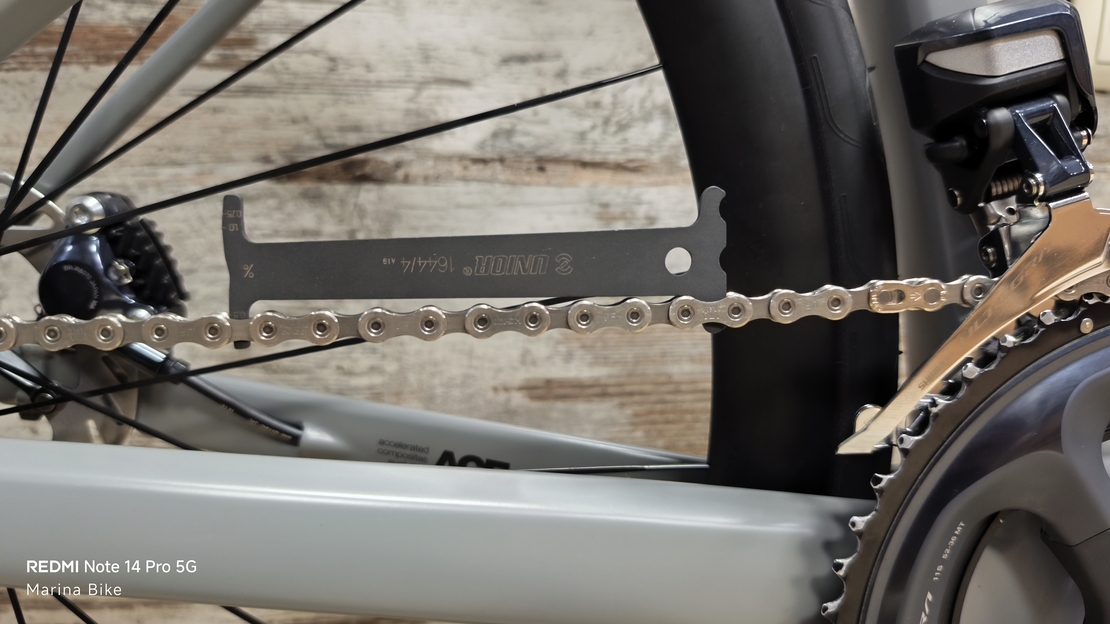 BMC Teammachine SLR01 Four Disc Ultegra Di2 CRD351  | 47